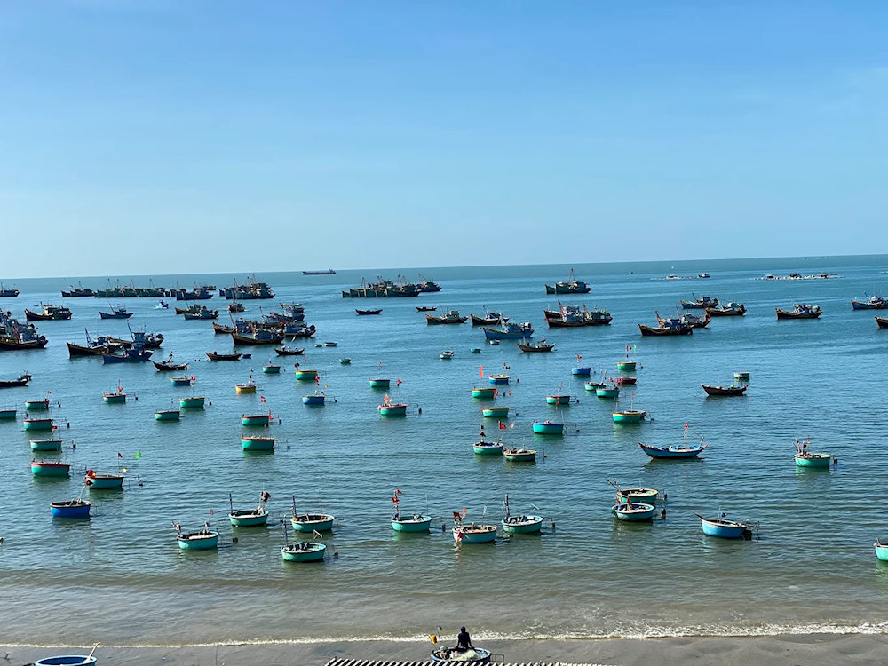 Bãi biển Làng Chài